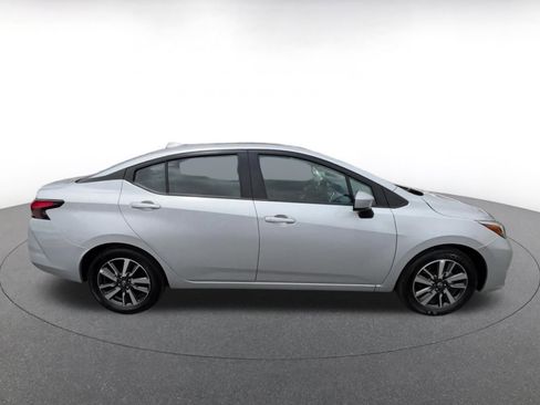 Used 2025 Nissan Versa SV FWD image 16