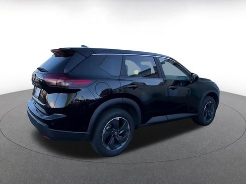 Used 2025 Nissan Rogue SV FWD image 14