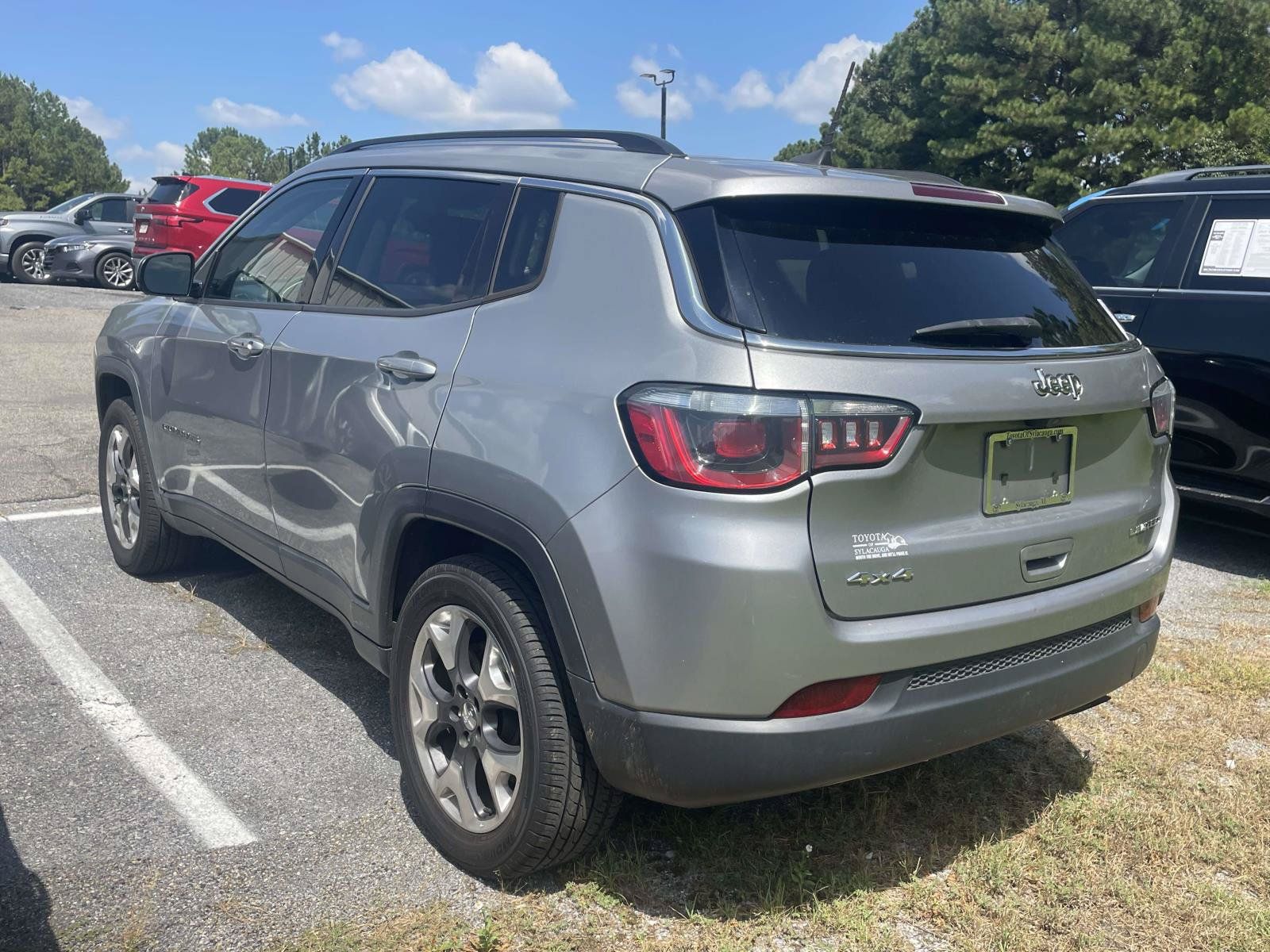 Used 2020 Jeep Compass Limited AWD/4WD image 3