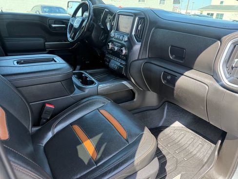 Used 2019 GMC Sierra 1500 AT4 w/ AT4 Preferred Package AWD/4WD image 4