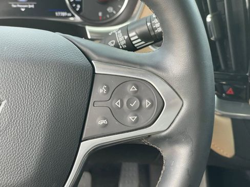 Certified 2023 Chevrolet Traverse Premier image 32