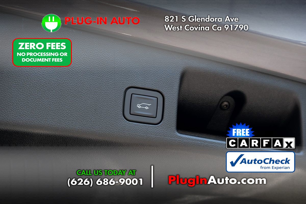 Used 2024 Chevrolet Equinox EV LT w/ LPO, Blackout Package FWD image 14