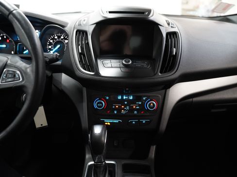 Used 2018 Ford Escape SEL w/ Ford Safe & Smart Package AWD/4WD image 19