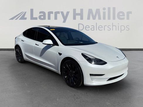 Used 2022 Tesla Model 3 Performance image 6