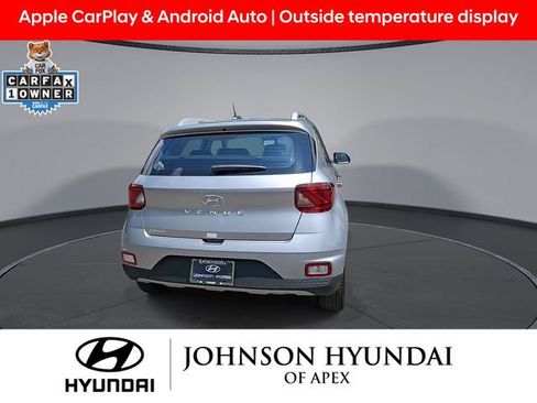 Certified 2026 Hyundai Venue SEL FWD image 8
