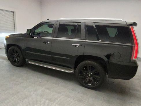 Used 2016 Cadillac Escalade Luxury AWD/4WD image 3
