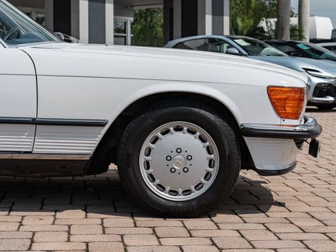 Used 1987 Mercedes-Benz 560 SL image 25