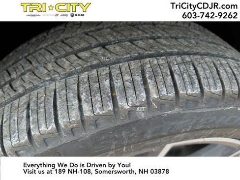 New 2026 Jeep Cherokee Overland w/ Trailer Tow Group image 26