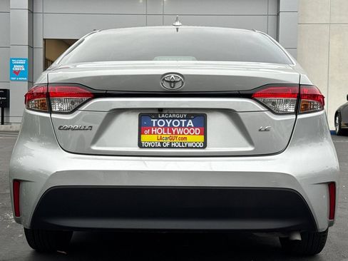 Used 2023 Toyota Corolla LE FWD image 6