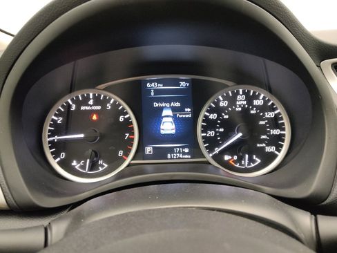 Used 2018 Nissan Sentra SV w/ Premium Package (P01) FWD image 23