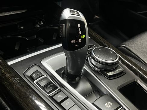 Used 2016 BMW X5 xDrive40e image 31
