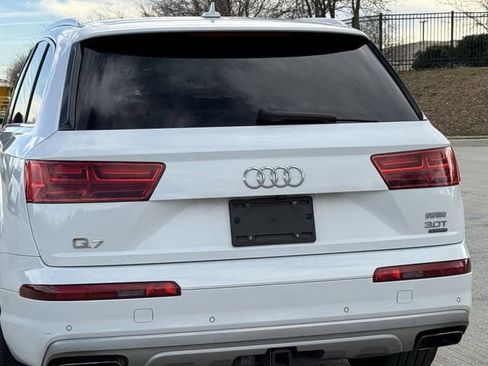 Used 2018 Audi Q7 3.0T Prestige w/ Prestige Package image 8