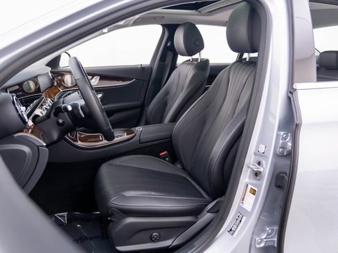 Used 2023 Mercedes-Benz E 450 4MATIC Sedan image 14