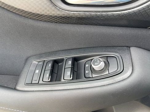 Used 2025 Subaru Outback Premium image 27