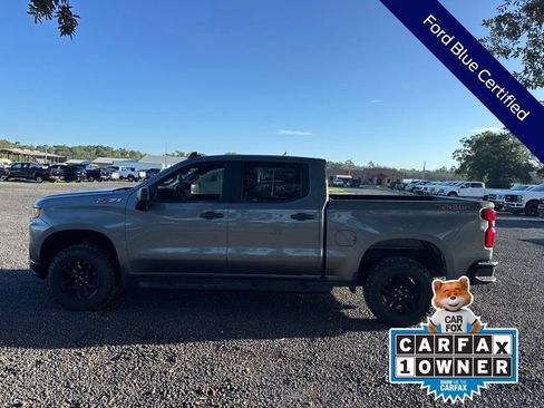 Used 2022 Chevrolet Silverado 1500 Custom Trail Boss w/ Safety Confidence Package AWD/4WD image 3