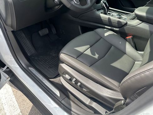 New 2026 Cadillac XT5 Premium Luxury w/ LPO, ONYX Package FWD image 31