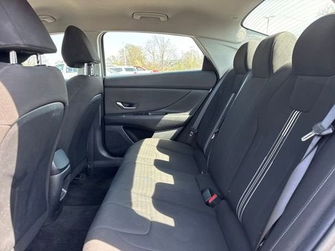 Certified 2024 Hyundai Elantra SEL image 11