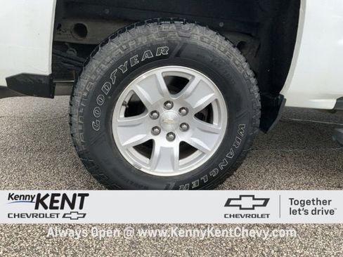 Used 2017 Chevrolet Silverado 1500 LTZ Z71 w/ LTZ Plus Package image 11