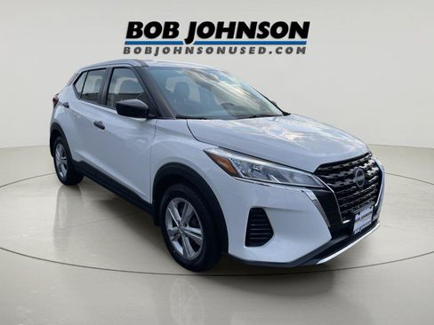 Used 2024 Nissan Kicks S FWD image 1