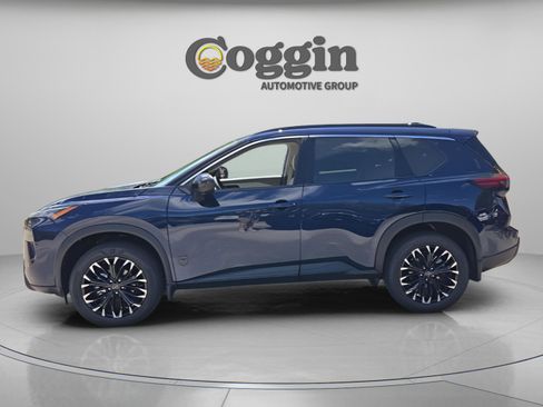 New 2026 Nissan Rogue SV FWD image 2
