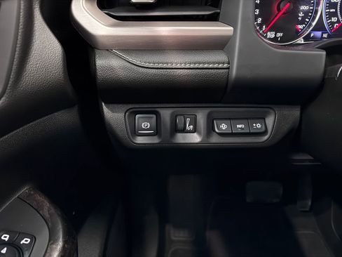 Used 2023 GMC Acadia Denali w/ Trailering Package AWD/4WD image 24