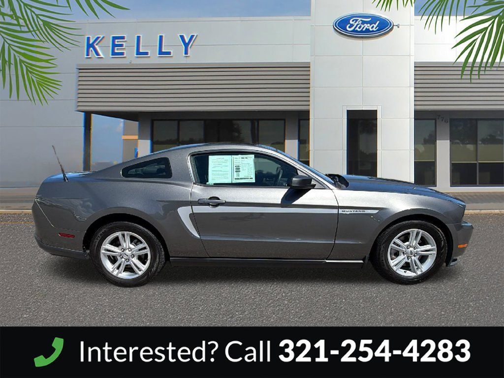 Used 2011 Ford Mustang Coupe RWD image 6