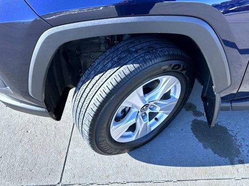 Used 2020 Toyota RAV4 XLE image 23