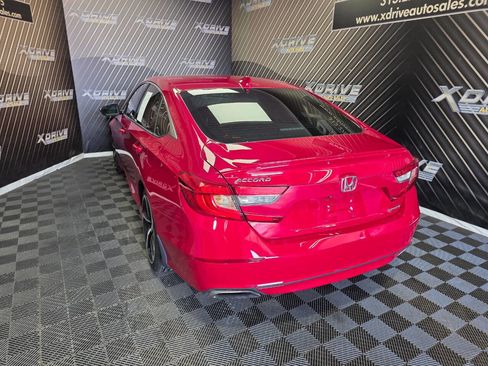 Used 2019 Honda Accord Sport image 11