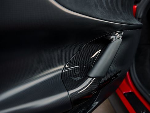 Used 2021 Ferrari SF90 Stradale image 12