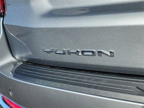 New 2026 GMC Yukon XL Elevation image 6