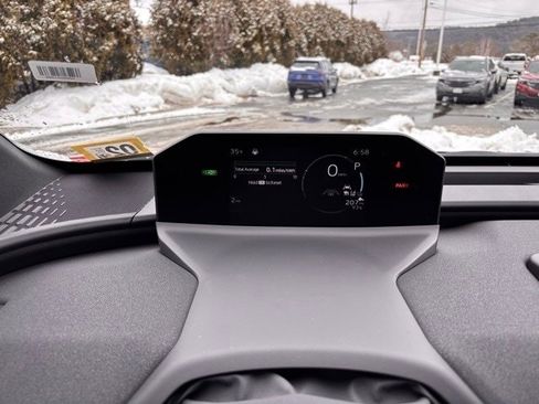 New 2026 Subaru Solterra Premium image 27