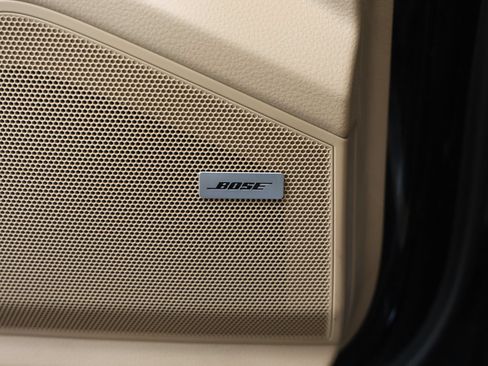 Certified 2019 Porsche Cayenne E-Hybrid AWD/4WD image 41