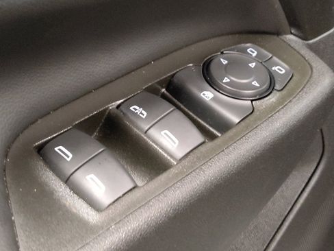 Used 2024 Chevrolet Equinox LT w/ Driver Convenience Package AWD/4WD image 27