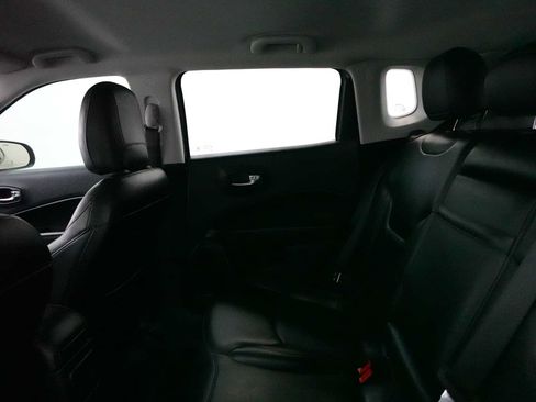Used 2019 Jeep Compass Limited AWD/4WD image 26