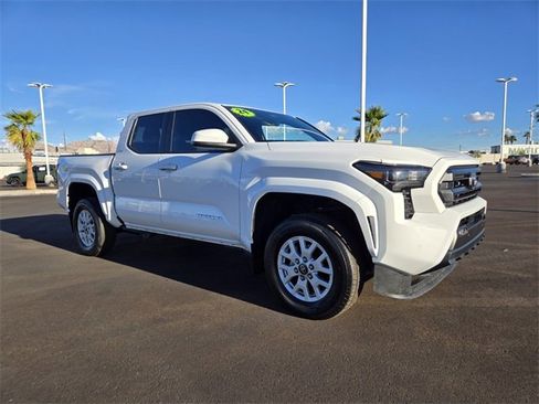 Certified 2024 Toyota Tacoma SR5 image 2