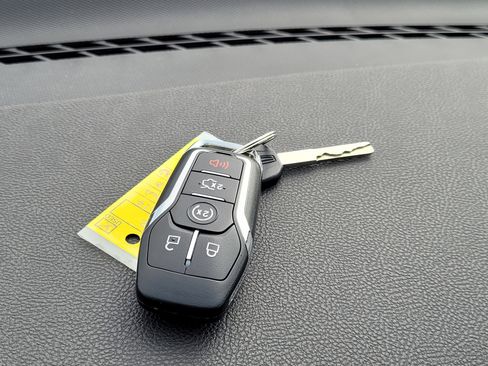 Used 2014 Lincoln MKZ AWD w/ Equipment Group 102A Reserve image 11