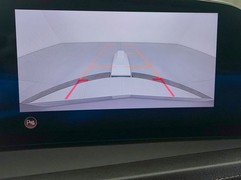 Used 2024 Cadillac XT4 Luxury FWD image 17