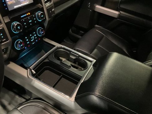 Used 2021 Ford F250 Lariat image 15