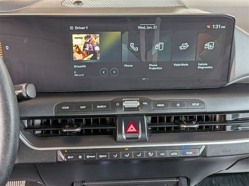 Used 2025 Kia K4 LXS image 18