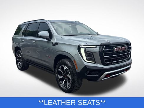 Used 2025 GMC Yukon AT4 w/ AT4 Premium Plus Package AWD/4WD image 9