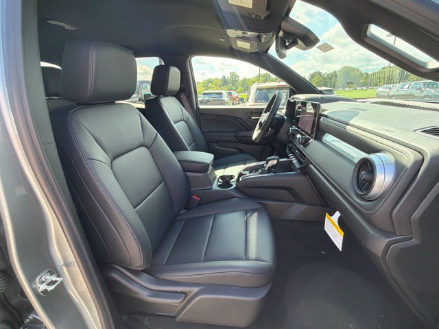 New 2026 Chevrolet Colorado LT w/ LT Convenience Package AWD/4WD image 33