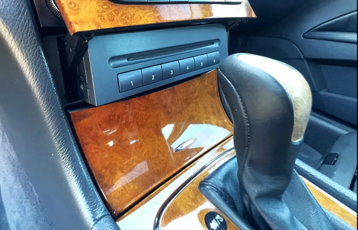 Used 2003 Mercedes-Benz E 320 Sedan image 27
