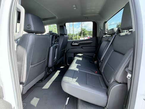 Used 2026 GMC Sierra 1500 SLT AWD/4WD image 27