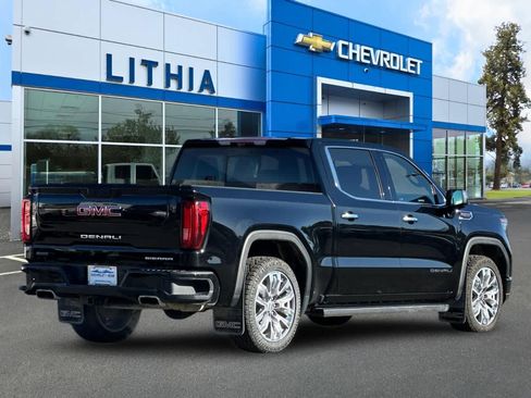 Used 2023 GMC Sierra 1500 Denali w/ Denali Reserve Package AWD/4WD image 2