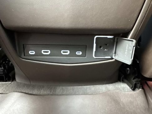 Used 2023 Cadillac Escalade Sport w/ LPO, ONYX Package AWD/4WD image 22