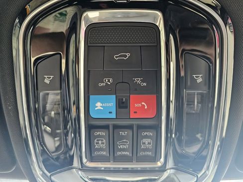 New 2024 Jeep Grand Cherokee L Overland w/ Advanced Protech Group III image 31