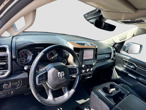 Used 2022 RAM 1500 Laramie RWD image 9
