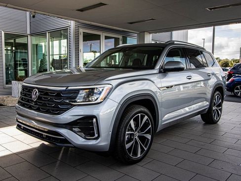 New 2026 Volkswagen Atlas SEL Premium R-Line AWD/4WD image 11