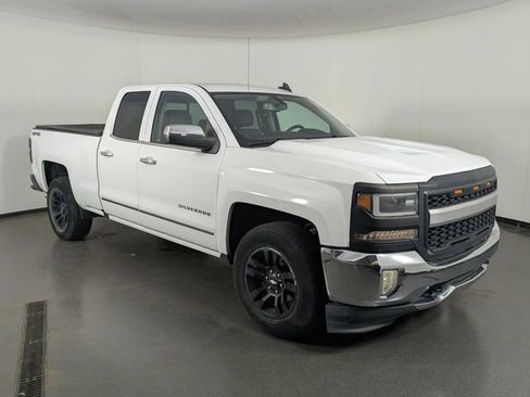 Used 2018 Chevrolet Silverado 1500 LTZ image 2