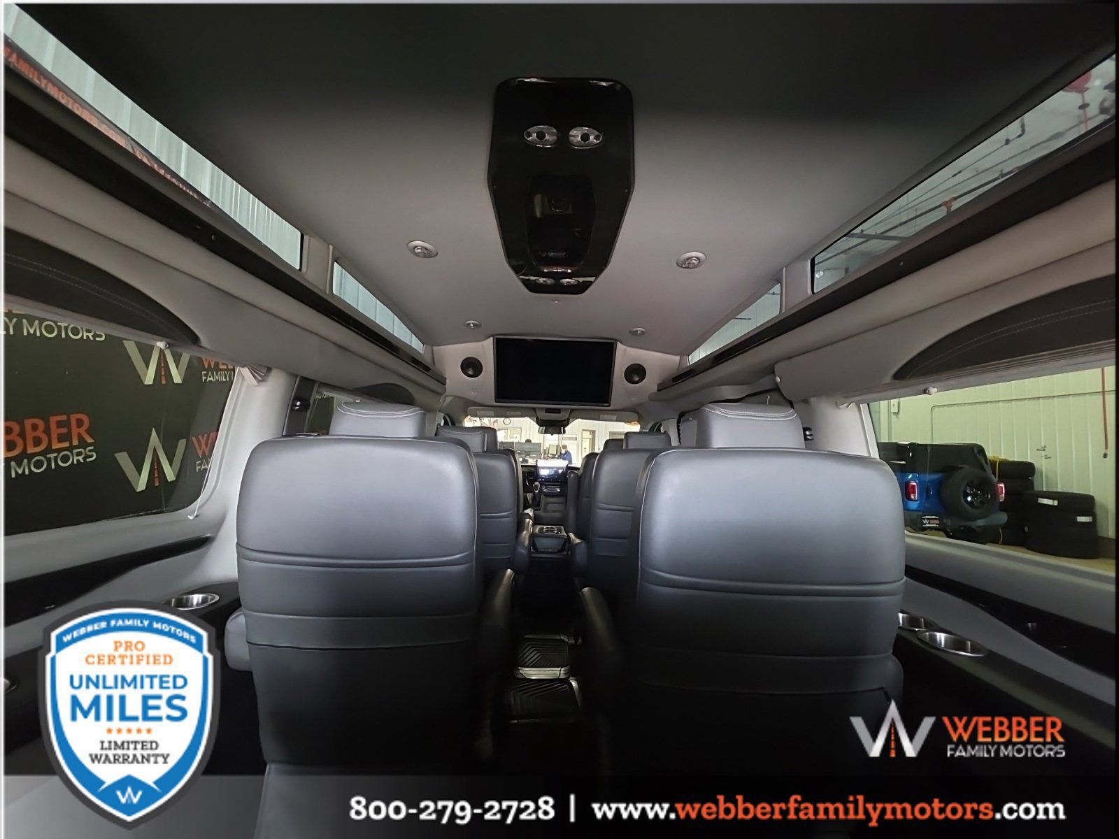 Used 2022 Ford Transit 150 Low Roof AWD image 11